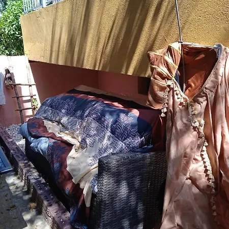 2 Bedrooms With Jacuzzi And Wifi At Alimos 2 Km Away From The Beach
